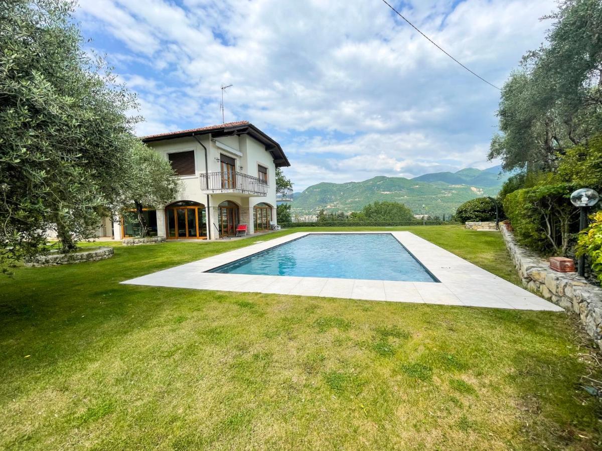 Villa Antonio ซานเฟลีเช เดล เบนาโก ภายนอก รูปภาพ